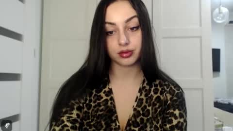 Courtney online show from December 4, 3:55 pm