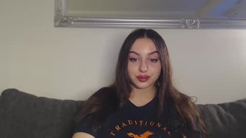 Snapshot of courtney_lux chatting on December 18, 10:51 am Courtney online show from December 18, 10:51 am