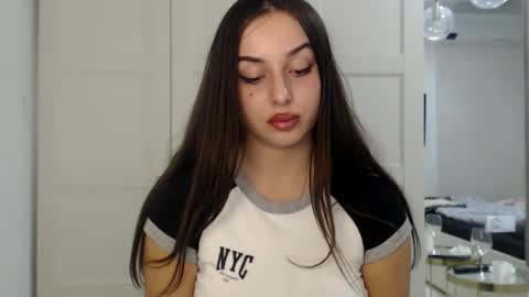 Courtney online show from October 25, 4:07 pm