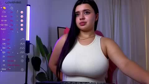 Courtney online show from October 16, 3:00 pm