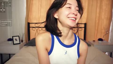Snapshot of coventinaashfield chatting on September 13, 7:33 am Yui online show from September 13, 7:33 am