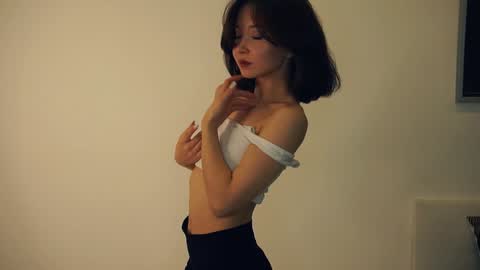 Snapshot of coventinaashfield chatting on February 6, 1:21 pm Yui online show from February 6, 1:21 pm