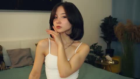 Snapshot of coventinaashfield chatting on February 23, 7:11 am Yui online show from February 23, 7:11 am