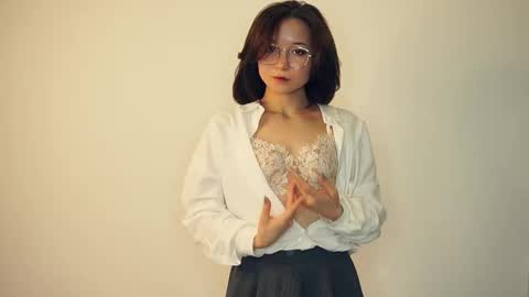 Snapshot of coventinaashfield chatting on February 17, 1:22 pm Yui online show from February 17, 1:22 pm