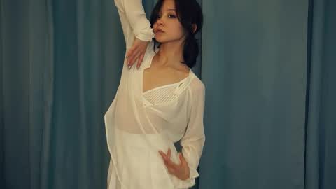 Snapshot of coventinaashfield chatting on February 13, 1:48 pm Yui online show from February 13, 1:48 pm