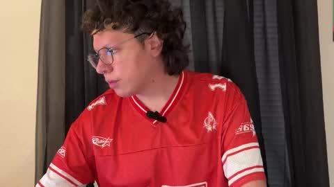 saint online show from December 22, 8:32 am