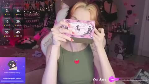 Tati online show from November 4, 8:32 pm