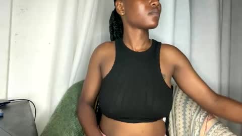 Taliee online show from May 17, 4:05 pm