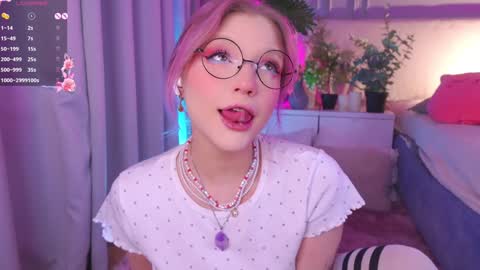 Sonya online show from December 4, 11:19 pm
