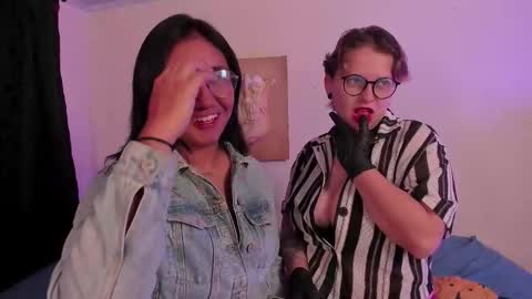 Lexie  Rose  online show from November 18, 10:35 pm