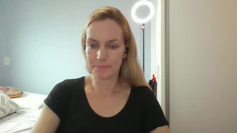 Anny online show from March 19, 11:04 am