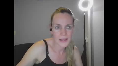 Anny online show from December 16, 12:40 am