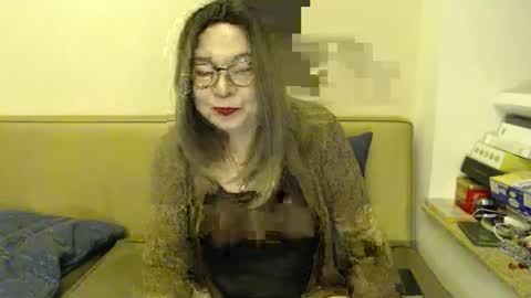 Kelly   online show from February 17, 5:01 pm