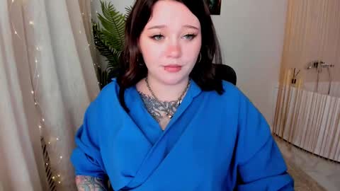 Snapshot of crazydaisiy chatting on March 12, 10:39 pm crazydaisiy online show from March 12, 10:39 pm