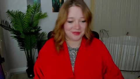 Snapshot of crazydaisiy chatting on February 5, 12:31 am crazydaisiy online show from February 5, 12:31 am