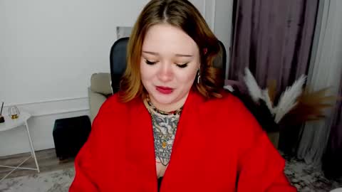 Snapshot of crazydaisiy chatting on February 8, 3:41 am crazydaisiy online show from February 8, 3:41 am