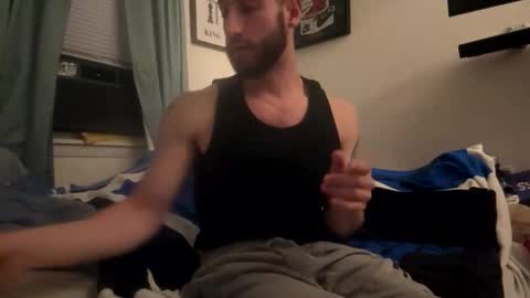 crazydill28 online show from February 25, 11:19 pm