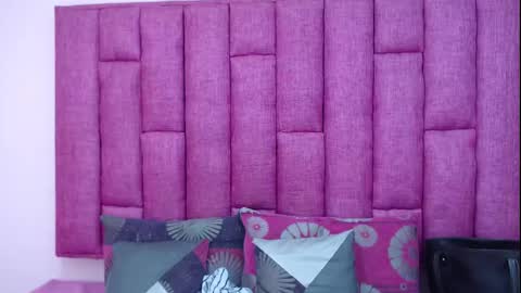 diosalinda online show from January 14, 1:08 pm