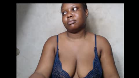 crazyslut17 online show from October 23, 7:48 pm