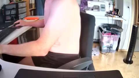 crazystef42 online show from June 29, 6:43 am