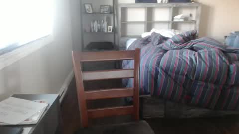 Creamormilk online show from January 12, 1:29 pm