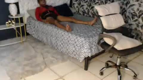 creamycumdoll10 online show from April 10, 7:24 am