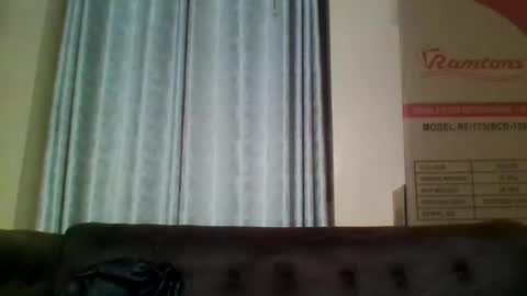 creamyhub online show from March 7, 4:22 pm