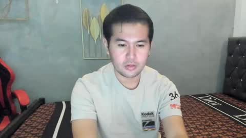 BareCreamyCum online show from December 12, 5:48 pm