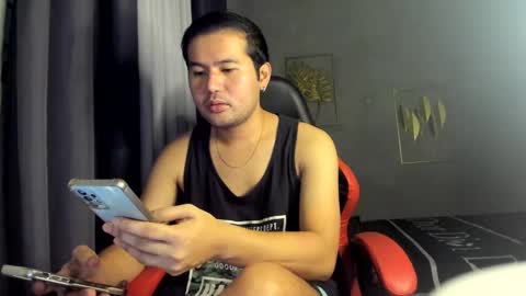 BareCreamyCum online show from December 28, 4:19 am