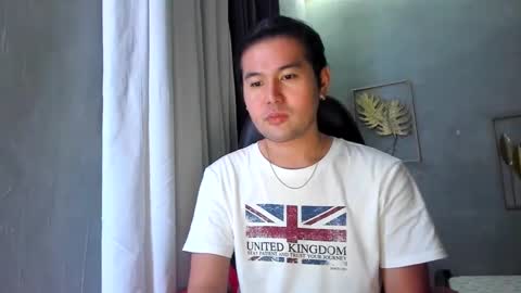 BareCreamyCum online show from January 5, 8:11 am