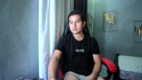 BareCreamyCum online show from January 6, 2:25 pm