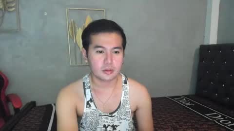 BareCreamyCum online show from December 14, 11:18 am