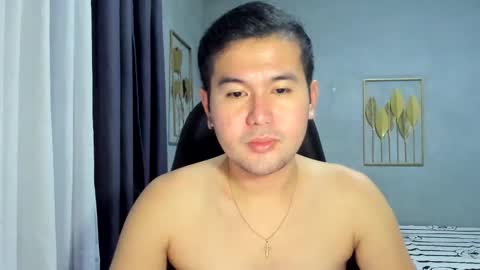 BareCreamyCum online show from February 13, 10:55 am