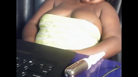 creamyposh1 online show from November 5, 11:07 pm