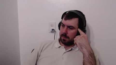 crimsonfoxxy online show from January 14, 7:27 am