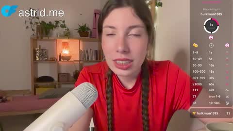 Astrid online show from November 6, 10:02 pm