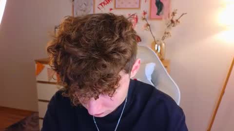 Chris online show from November 11, 3:03 pm