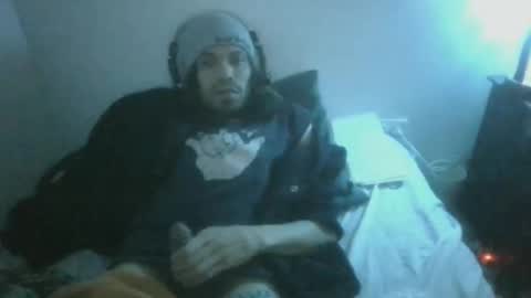 Snapshot of crispos12345 chatting on October 18, 6:50 am naaaaaa online show from October 18, 6:50 am
