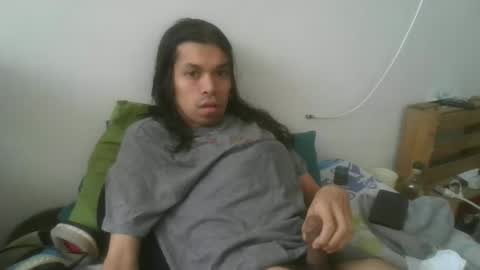 Snapshot of crispos12345 chatting on January 12, 6:37 pm naaaaaa online show from January 12, 6:37 pm