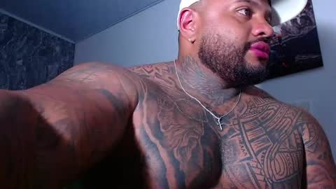 criss zander online show from April 28, 8:02 pm