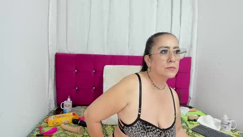 Cristal online show from February 20, 6:06 am