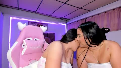 cristal_smith20 online show from March 26, 10:26 pm