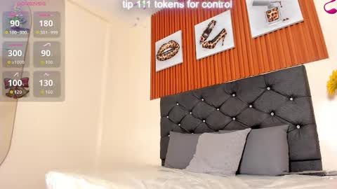 cristale69 online show from December 23, 2:18 am