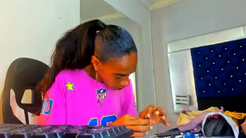 cristalhot333 online show from July 17, 11:56 am