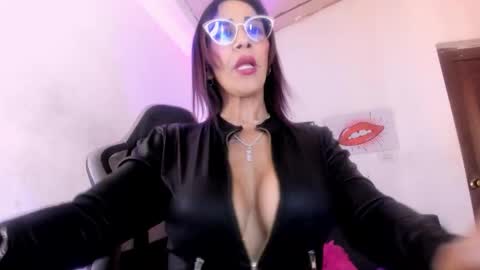 cristal miller online show from March 23, 3:50 pm