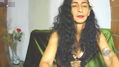   online show from May 24, 10:44 am