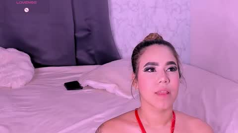 Criss  online show from November 6, 12:46 am