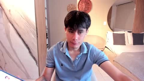 Snapshot of cristian_ortiz_1 chatting on February 17, 2:20 am Cristian online show from February 17, 2:20 am