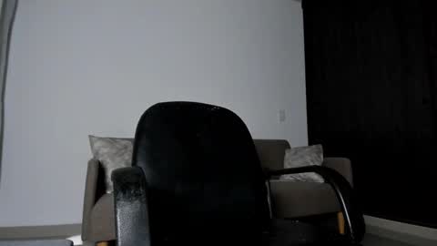 Snapshot of cristian_ortiz_1 chatting on September 8, 10:42 pm Cristian online show from September 8, 10:42 pm