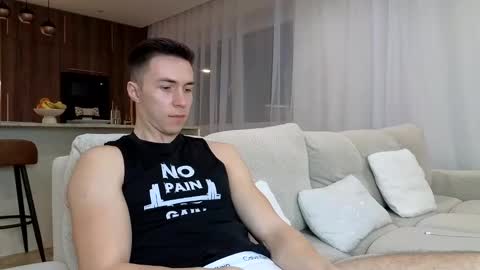 CristianoHailey online show from March 4, 10:05 pm